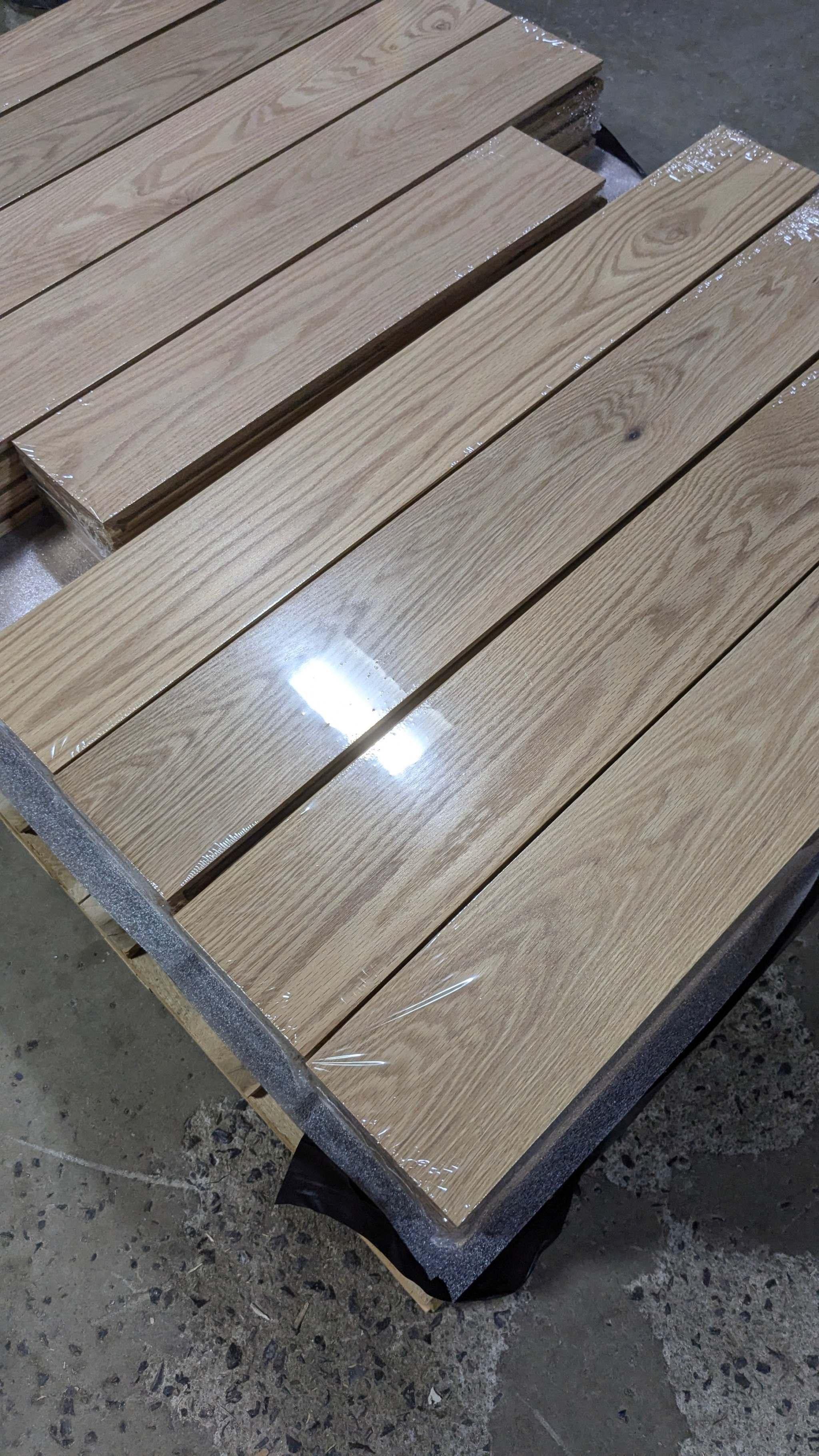 250 Sqft American Oak Bristol pallet ready for shipping.